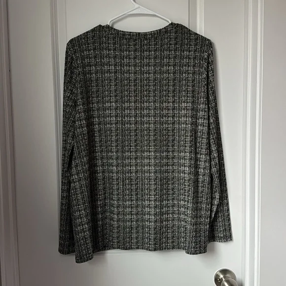 J. Jill| White Plaid sweater - Picture 6 of 6